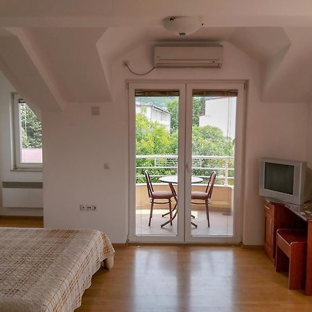 Celus Apartments Ohrid Esterno foto