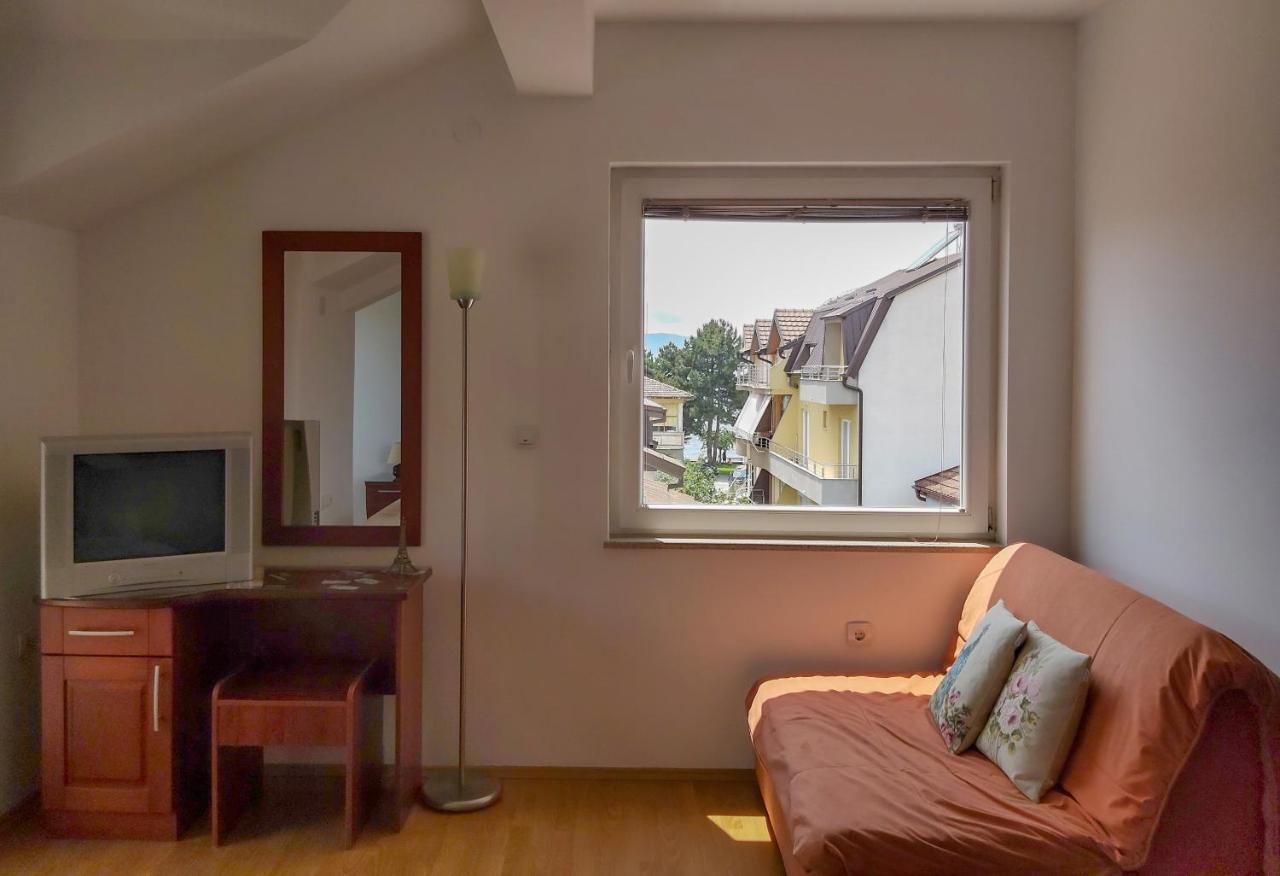 Celus Apartments Ohrid Esterno foto