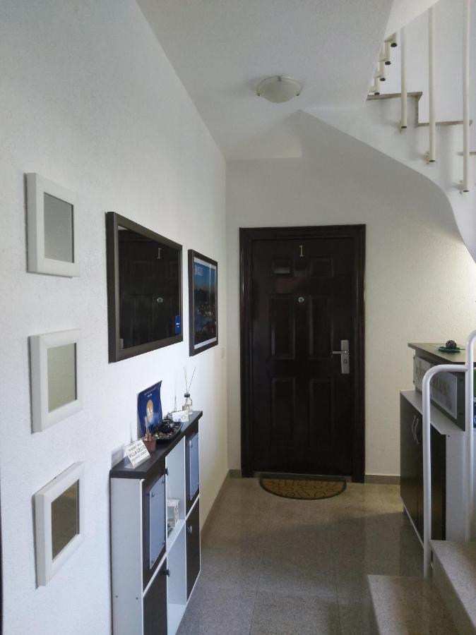 Celus Apartments Ohrid Esterno foto